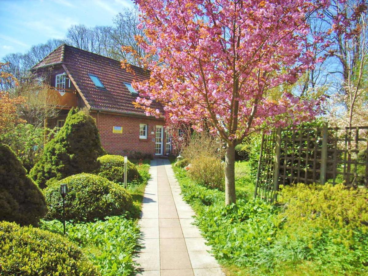 Ostsee Hotel-Pension An Der Lindenallee Bad Doberan Kültér fotó